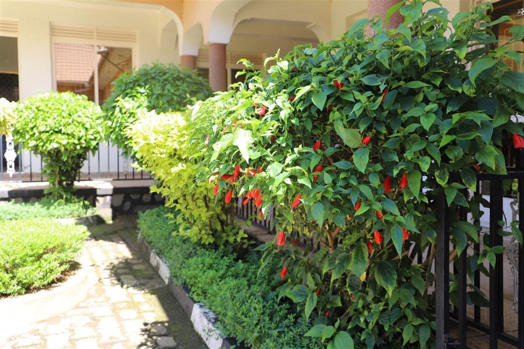 Hotel Judith Gulu City Exterior foto