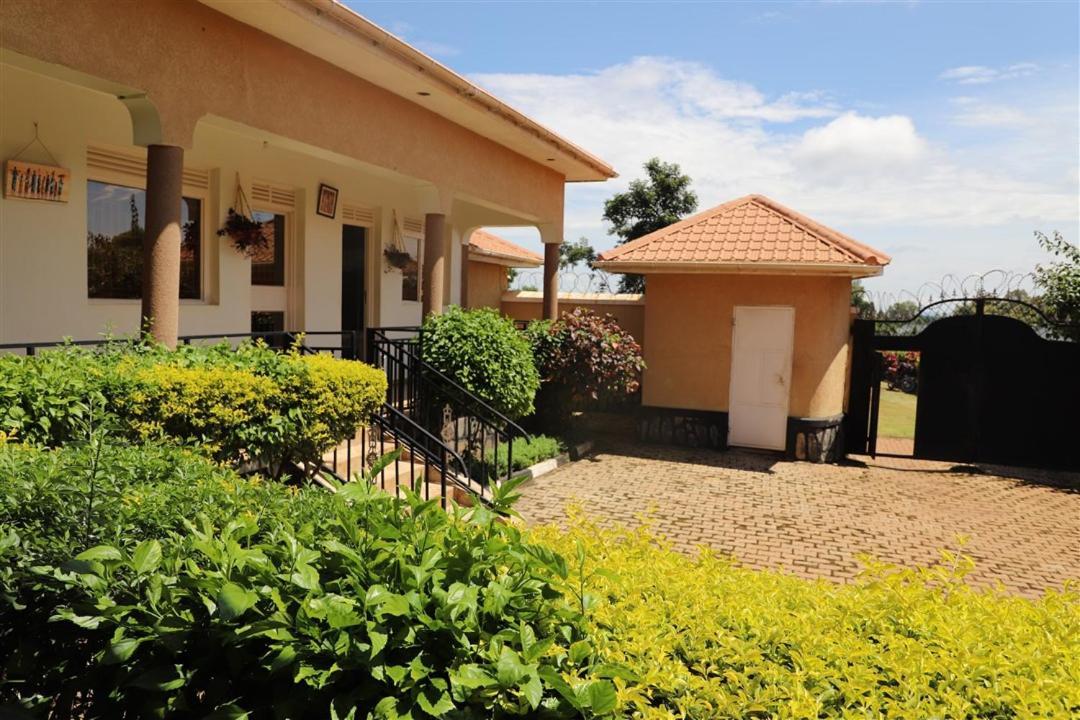 Hotel Judith Gulu City Exterior foto